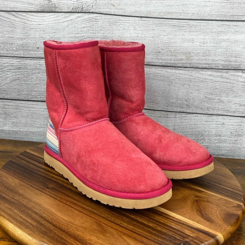UGG Classic Short Serape Pink Multicolor Stripes Limited Edition Boot Women’s 10